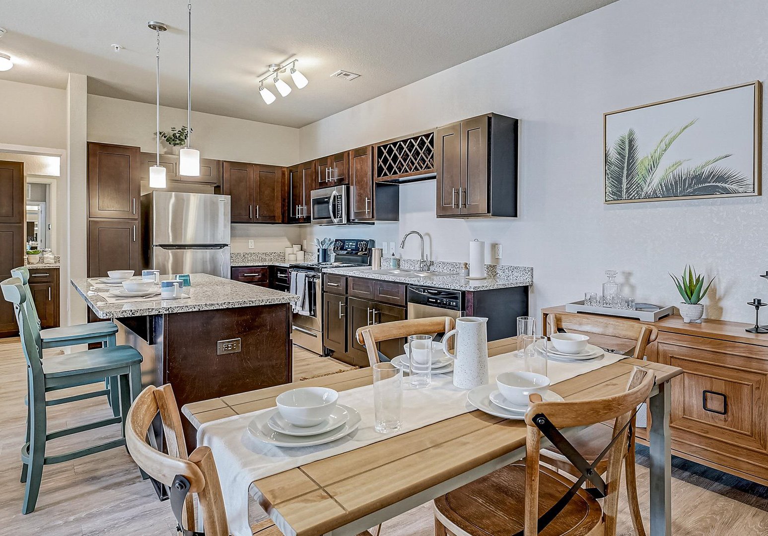 Jacksonville FL Apartments For Rent Spring at Flagler Center